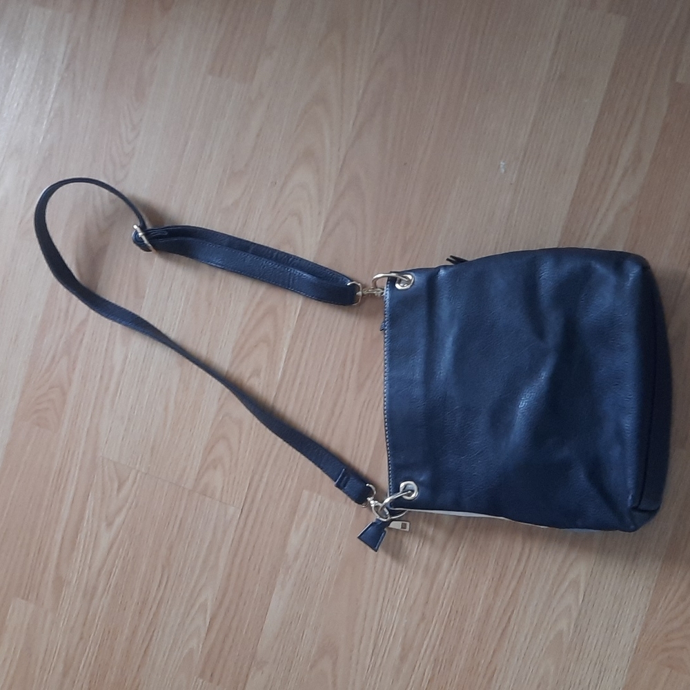 Purse - Picture 3 of 5